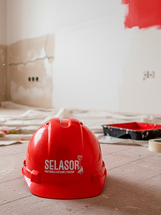 Fachada rehabilitada con seguridad por Selasor